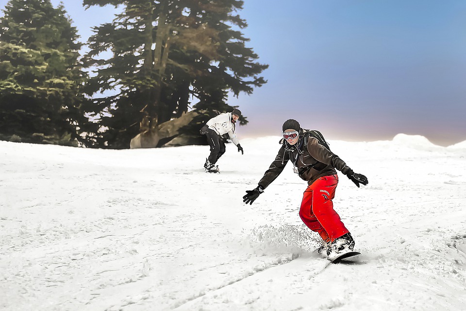 7 Incredible Physical and Mental Benefits Of Snowboarding